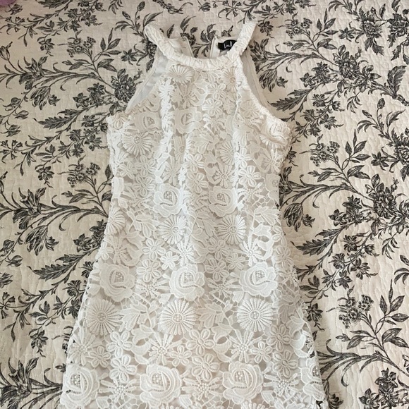 White dress, worn a few times but great condition - Picture 1 of 1